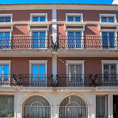 Capolavoro Hotell 4*