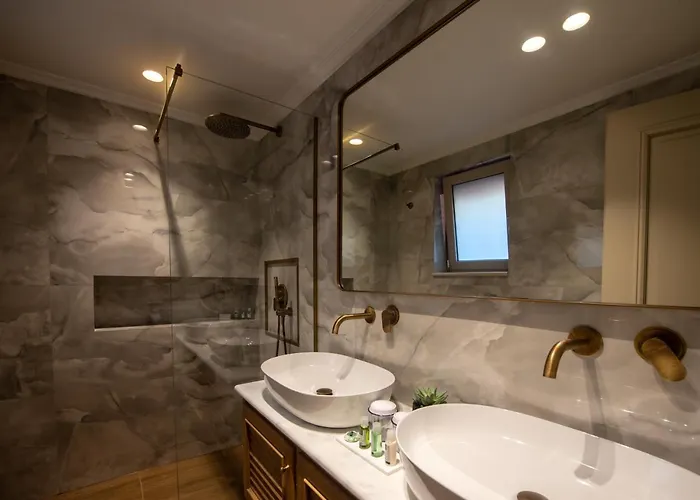 Capolavoro Hotel 4*